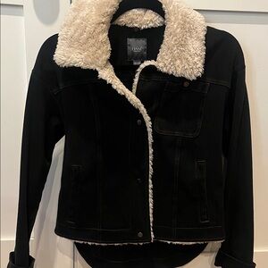 Lysse Black Jean Jacket with Cream Sherpa Collar, Small- worn once!!